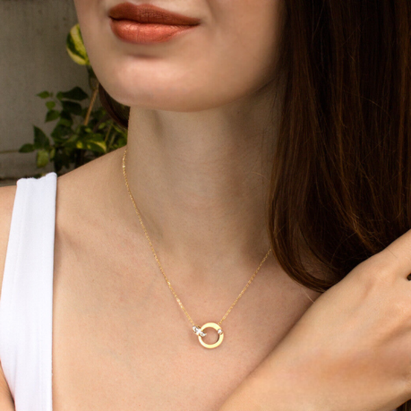 Roman Double Ring Pendant Necklace - Where History Meets Modern Sparkle - Gold - Image 9