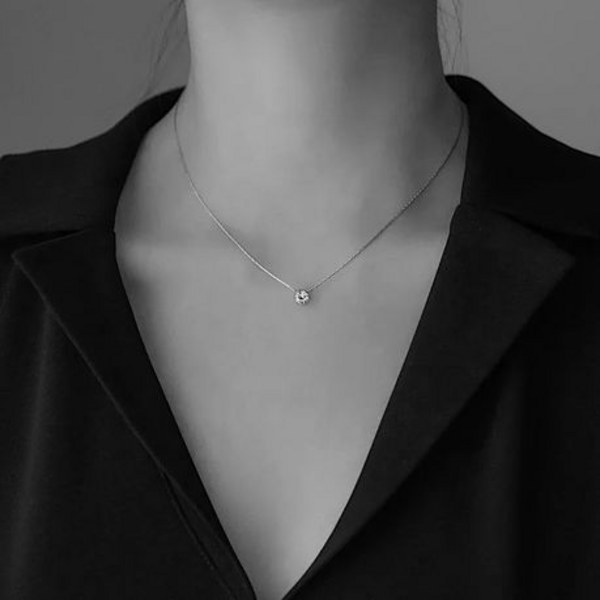 The Minimalist Magic of the Solitaire Zircon Pendant - Image 4