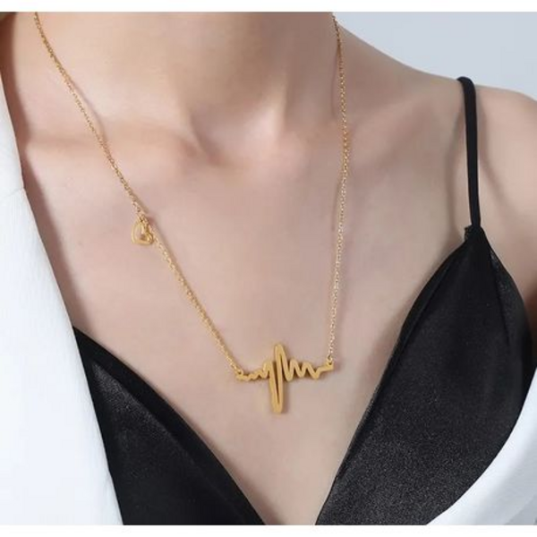 Beat of Love: Heartbeat Necklace in Gold or Silver Stainless Steel - Gold - Image 3