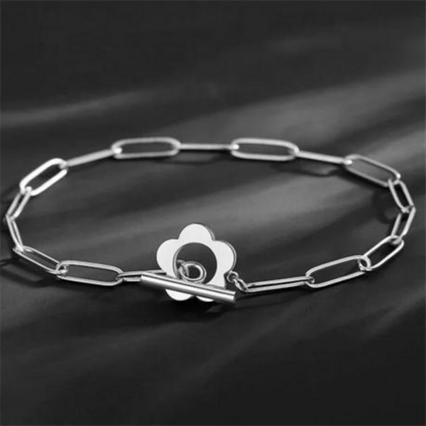 Bloom with Style: Flower & Bar Toggle Paperclip Bracelet - Simple Elegant - Image 3