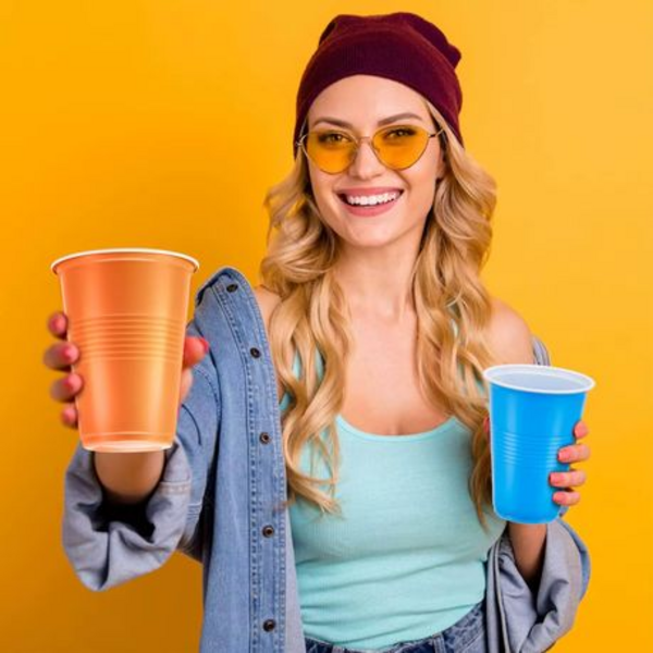 60 x 450ml Durable Disposable Plastic Cups for Parties & Events