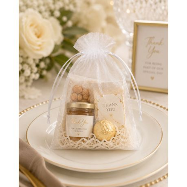 50 Organza 17cm x 23cm Bags in White, Black, Gold, Silver, Black and Red - Image 37