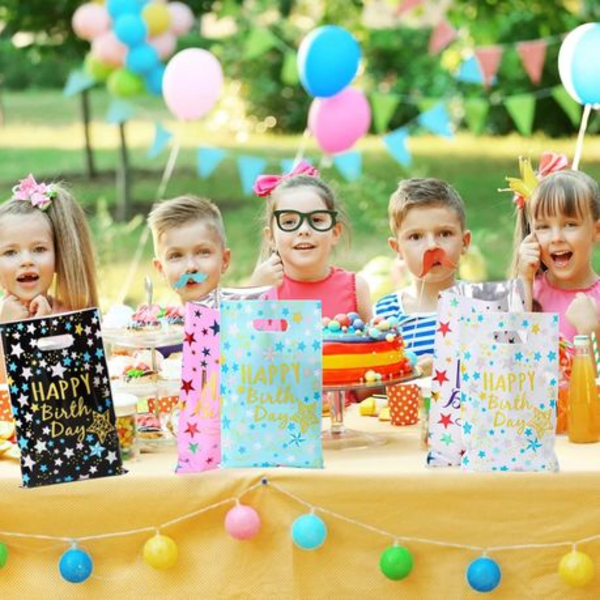 40-Piece Happy Birthday Star Patterned Foil Bags with Handles