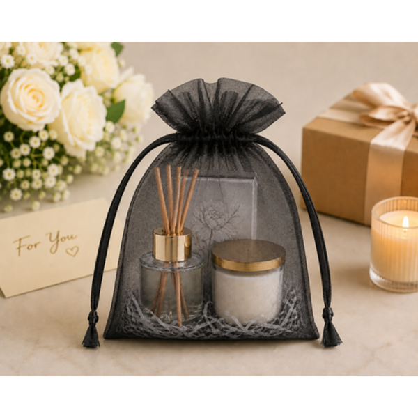 50 Organza 13cm x 18cm Bags in White, Black, Gold, Silver, Black and Red - Image 20
