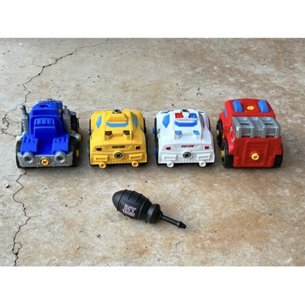 4 Take Apart - Disasemble STEM City Cars for Kids Toy Ages 4 5 6+ - Image 5