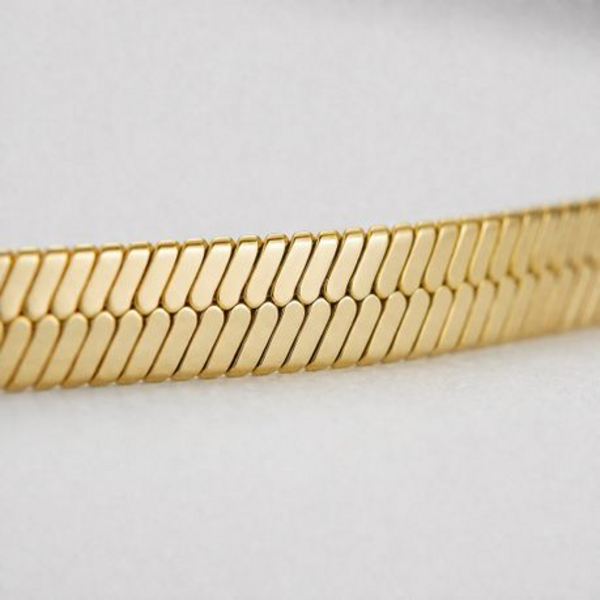 Necklace Choker Chain 45cm - Flat Snake / Herringbone - in Gold or Silver - Image 12