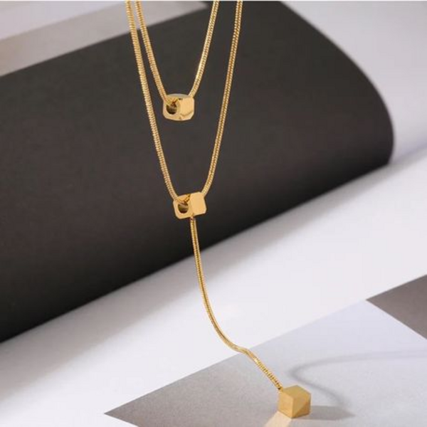 Triple the Charm: Square Pendant Necklace - Gold - Image 3