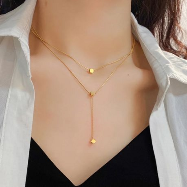 Triple the Charm: Square Pendant Necklace - Gold - Image 6